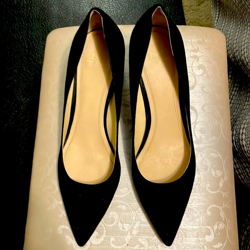 Black Marc Fisher Zala pointed Toe Pumps 10M 3in